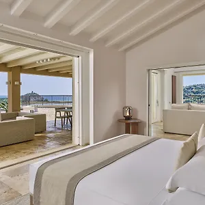 Conrad Laguna Sardinia 5*, Chia Italië