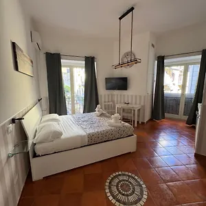 https://napora.hotels-amalfi.com